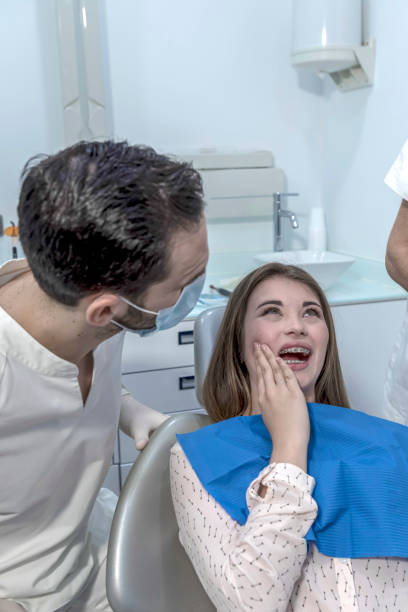 Best Weekend Emergency Dental Services in Danvle, IL
